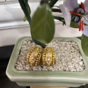 Vintage handmade Gold Clip On Earrings